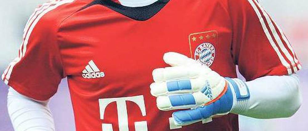 Von den Roten zu den Blau-weißen. Thomas Kraft wechselt vom FC Bayern zu Hertha BSC. In Berlin unterschrieb er gestern einen Vierjahresvertrag. Foto: dpa