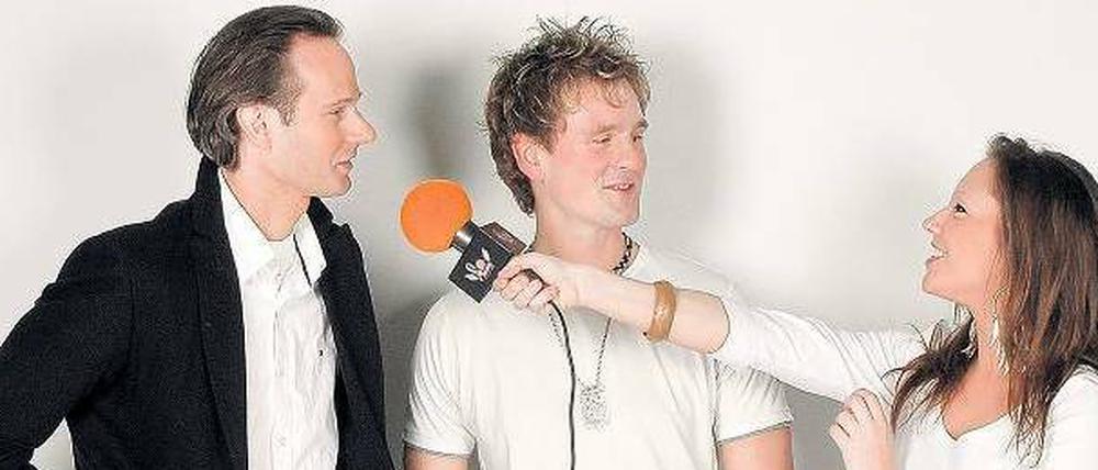Die Drei vom Internetradio: Frank Landes (li.), Patrick Kretschmer und Nina Landes haben vor Top100Station bei diversen Berliner Privatfunkern gearbeitet. 
