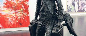 Vierfüßler. Die Galerie Eigen + Art zeigt Neo Rauchs erste Bronze. Foto: R. Pfeil/dapd