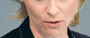 Ursula von der Leyen erwartet, dass die Unternehmen im Aufschwung zunächst nur zurückhaltend Arbeitskräfte einstellen. Foto: ddp