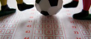 Bei Sportwetten sollen bundesweit an private Anbieter sieben Konzessionen vergeben werden.