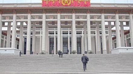 Große Fassade. Das chinesische Nationalmuseum in Peking. Hier läuft die von deutschen Museen bestückte Schau „Kunst der Aufklärung“. Das Gebäude ist ein Beispiel zeitgenössischer Museumsarchitektur – das Berliner Humboldt-Forum sucht noch seine Form. Foto: dpa