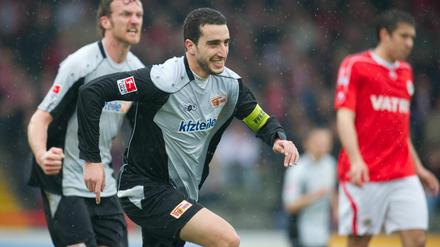 Ahmed Madouni jubelt über das 1:0.
