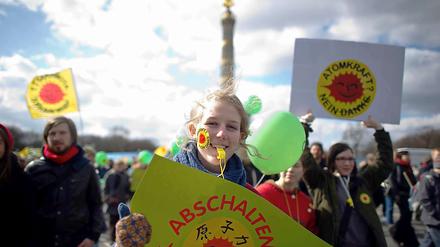 Auf der Straße des 17. Juni, zwischen Siegessäule und Brandenburger Tor findet die Abschlusskundgebung statt.