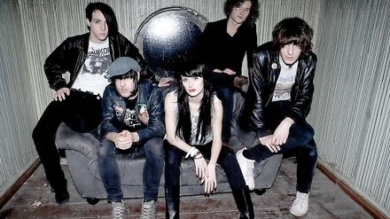 Die Band Jennifer Rostock.