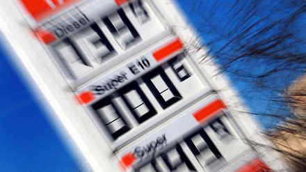 Super E10 zum Nulltarif: Viele Autofahrer würden offenbar nicht mal dann den neuen Sprit tanken.