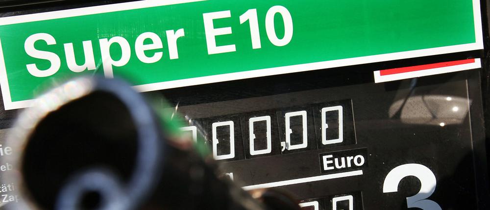 Der Käuferstreik bei E10 hat Folgen.