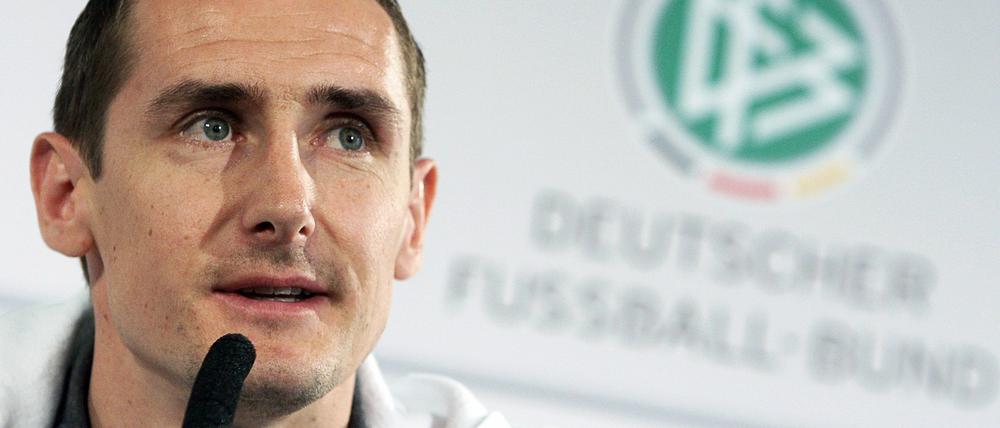Miroslav Klose bestreitet gegen Kasachstan sein 107. Länderspiel. Vor ihm liegen nur noch Jürgen Klinsmann (108) und Lothar Matthäus (150).