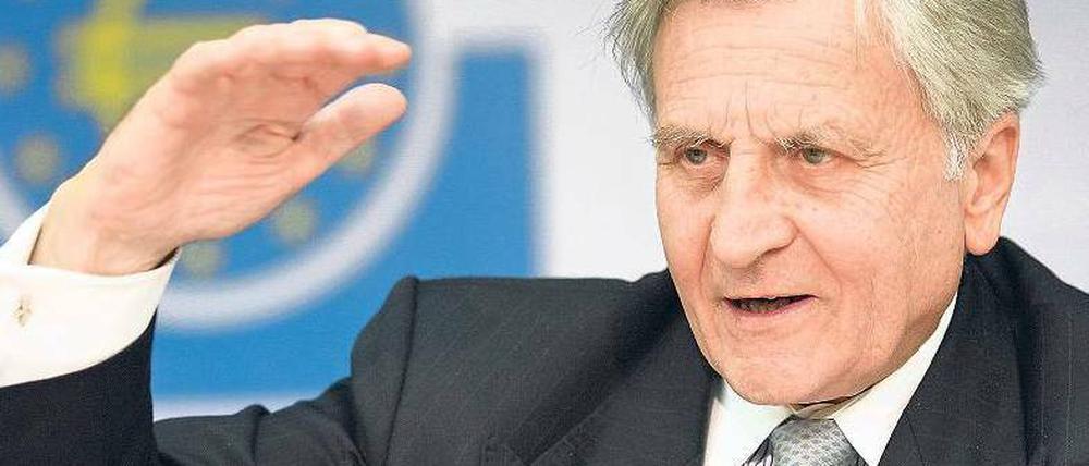 Mit harter Hand. EZB-Präsident Jean-Claude Trichet will wohl bald die Leitzinsen erhöhen, um die Preise stabil zu halten. Foto: dpa