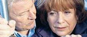 Panik. Gunnar Andersson (Rolf Lassgård) und Bella Block (Hannelore Hoger).