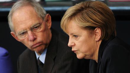 Finanzminister Schäuble und Kanzlerin Merkel.