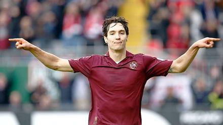 Srdjan Lakic machte mit seinem Treffer zum 3:0 alles klar und beschert dem FCK ein angenehmes Geburtstagswochenende.