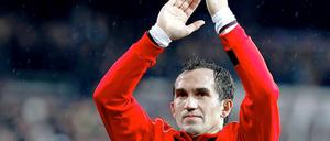 Die Hände zum Himmel: Theofanis Gekas avancierte in Hamburg zum Matchwinner und erzielte seine Saisontore acht und neun.