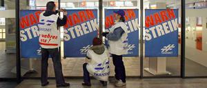 Ab Oktober wollen die Gewerkschaften Transnet und GDBA in einen Warnstreik treten.