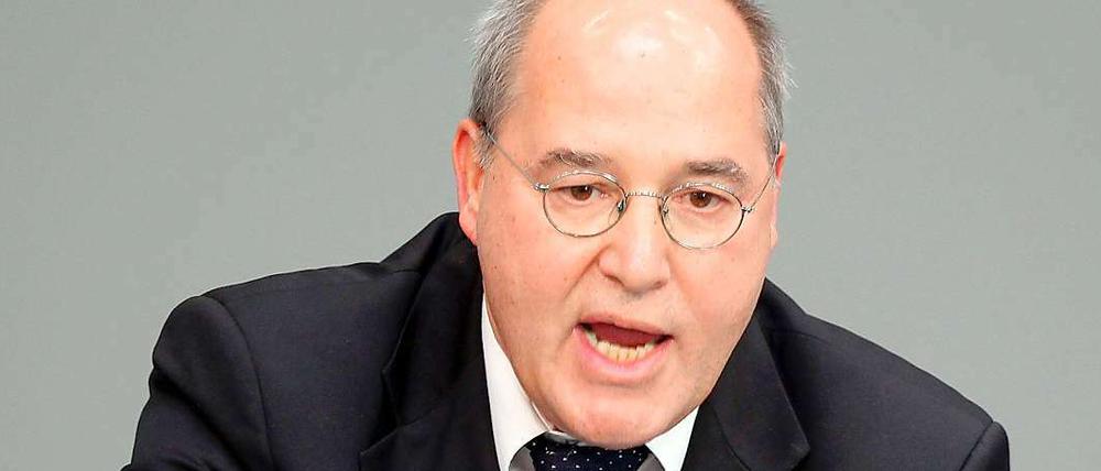 Gregor Gysi kritisiert seine Partei Die Linke.