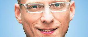 Sascha Steuer fragte Schulen, wie viele Lehrer fehlen - Zöllner verbot Auskünfte.