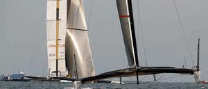 Hightech-Duell auf dem Wasser. Schon beim 33. America's Cup im Jahr 2010 trat Alinghi (vorne) mit einem Katamaran an.