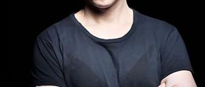 Vorsicht explosiv! Alec Empire ist ein Hohepriester des Noise. Er gründete das stilprägende Label Digital Hardcore, arbeitet als DJ, Produzent, Remixer und Musiker.