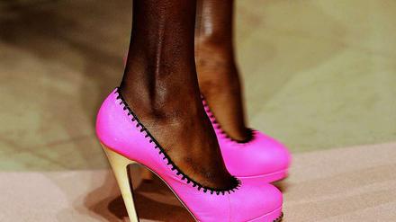 High Heels an die Macht. Doch wo bleibt die Emanzipation.