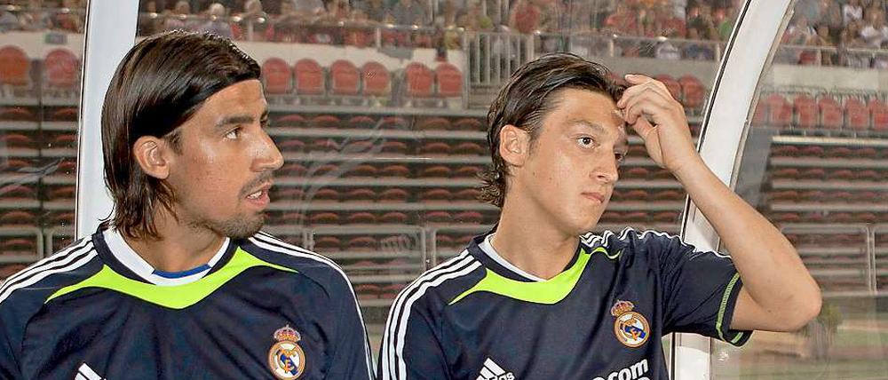 Allein zu zweit: Khedira und Özil.