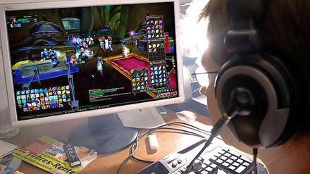 Wer mit Spielen wie World of Warcraft aufhören, seinen Avatar aber nicht völlig vergessen möchte, kann diesem auf herolymp.de die letzte Ehre erweisen.