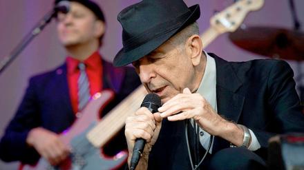 Leonard Cohen stattete Berlin seinen dritten Besuch binnen weniger als zwei Jahren ab.