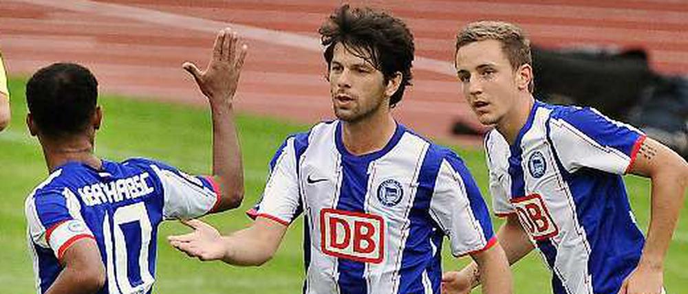Grund zum Jubeln? Diskutieren Sie in unserer Live-Debatte mit, wie sich Hertha BSC in der ersten DFB-Pokalrunde beim SC Pfullendorf schlägt.