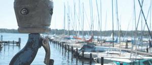 Haus am See. Gebaut wurde das Vereinsheim einst für 39 Mitglieder, vorwiegend Bankiers und Fabrikanten, die ihr Geld in schöne Wannsee-Villen angelegt hatten. 250 000 Goldmark kostete das Seglerhaus. 