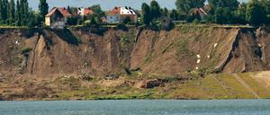 Das Erdrutschgebiet von Nachterstedt und der Concordiasee ein Jahr danach.