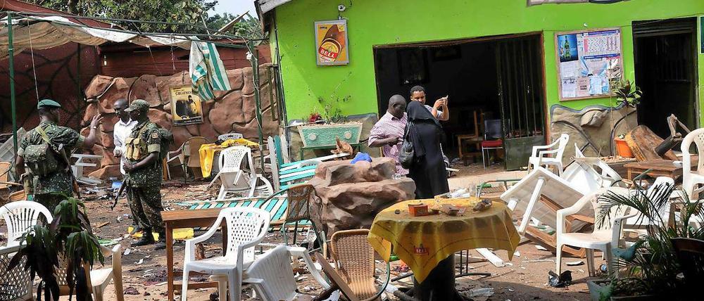 Eine Bombe riss am Wochenende in Uganda viele Menschen in den Tod.