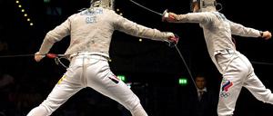 Stichfest: Der deutsche Säbelfechter Nicolas Limbach überzeugte zum Beispiel im Mannschaftskampf gegen Russland.