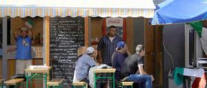 Public Viewing in einer Berliner Pizzeria.
