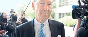 Im Fokus. Karstadt ist der letzte Fall für Insolvenzverwalter Klaus Hubert Görg. Er könnte der lukrativste werden. Foto: ddp