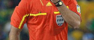 "Final Whistle": Der englische Schiedsrichter Howard Webb pfeift das WM-Finale zwischen den Niederlande und Spanien am Sonntag in Johannesburg.
