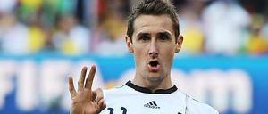Miroslav Klose hat seine Kritiker mit Leistung überzeugt - wieder und wieder.