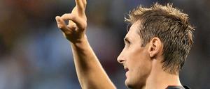 Miroslav Klose fehlt jetzt nur noch ein Tor bis zum WM-Rekord von Brasiliens Ronaldo.