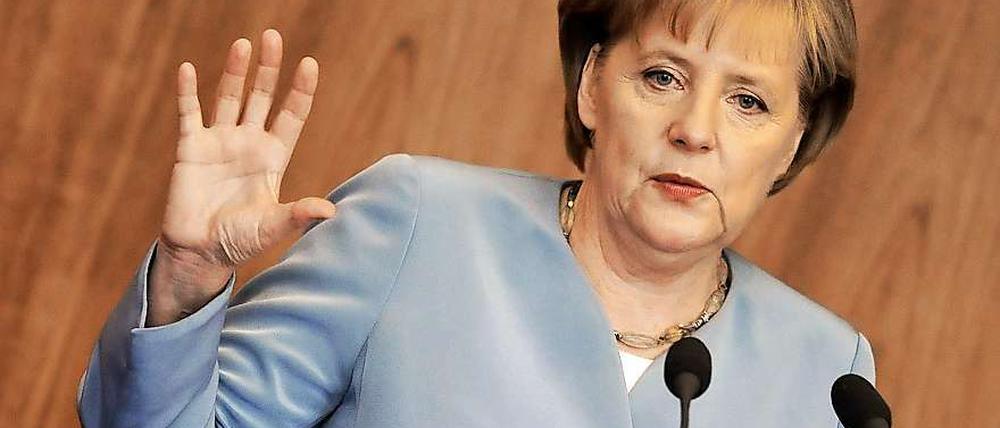 Auf einer rechten Internetseite wird Angela Merkel gedroht.