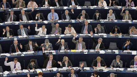 Neue Macht durch den Lissabon-Vertrag. Das Europaparlament sagte Nein zu Swift 1.