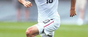 Vorwärts ins Achtelfinale? Landon Donovan und seine US-Mannschaft haben in der Gruppe C gute Chancen, die Vorrunde zu überstehen. Foto: AFP