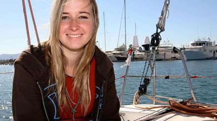 Die 16-jährige Weltumseglerin Abby Sunderland vor Beginn ihrer Reise.