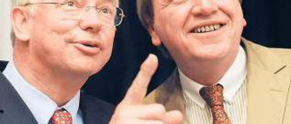 Wechsel. Koch (l.) und Bouffier. Foto: dpa