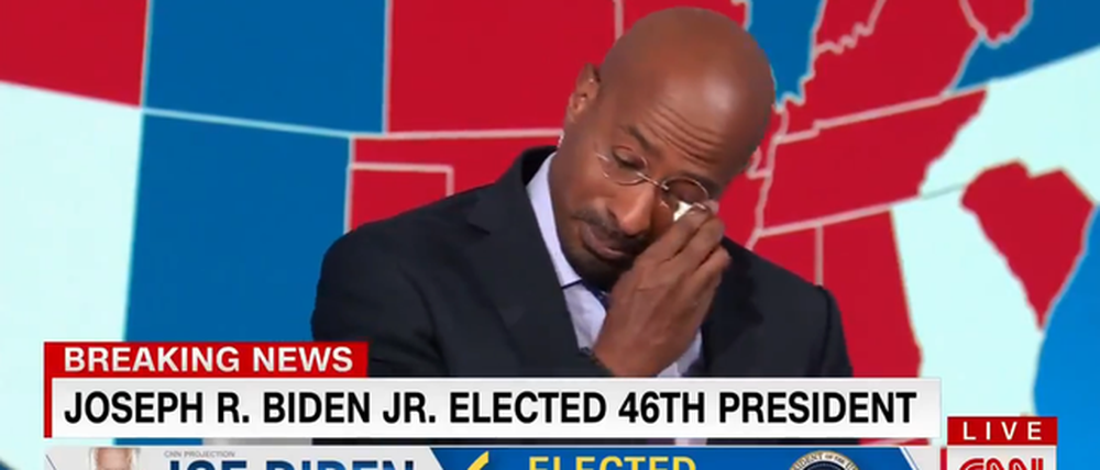 Van Jones bricht vor laufender Kamera in Tränen aus.