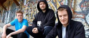 Die Schlagzeiln wollen sich mit politischen Rap einen Namen machen. Die Nachwuchsrapper aus Berlin haben sich auf linkspolitische Texte spezialisiert.