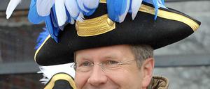 Niedersachsens Ministerpräsident Christian Wulff soll der nächste Bundes-Onkel werden. Doch brauchen wir einen Präsidenten?
