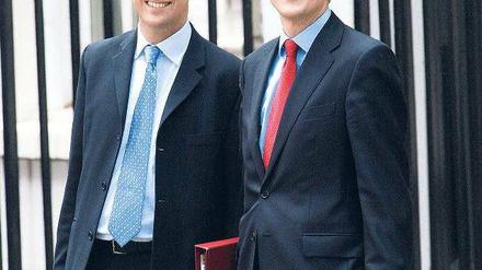 Familienbande. David Miliband (re.) und sein jüngerer Bruder Ed. Foto: dpa