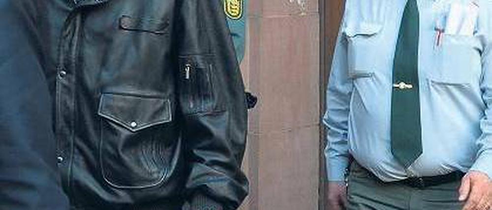Weiter in Haft. Jörg Kachelmann bei einem Termin am Amtsgericht Mannheim. Foto: dpa