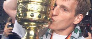 Andreas Herzog, 41, gewann 1994 und 1999 mit Bremen den DFB-Pokal; mit den Bayern wurde er 1996 Uefa-Cup-Sieger. 