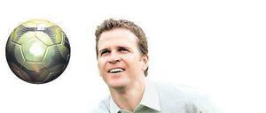 Oliver Bierhoff, 42, ist seit 2004 Manager der deutschen Fußball-Nationalmannschaft, die in dieser Woche in ihre WM-Vorbereitung geht.