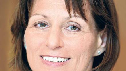 Die Prüferin und der Verantwortliche beim DIW: Marion Claßen-Beblo, Präsidentin des Berliner Rechnungshofes, und DIW-Chef Klaus Zimmermann. Fotos: ddp, p-a/dpa