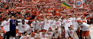 Rot-Weiß Berlin: Die Bayern feiern im tiefsten Preußen den Titel.